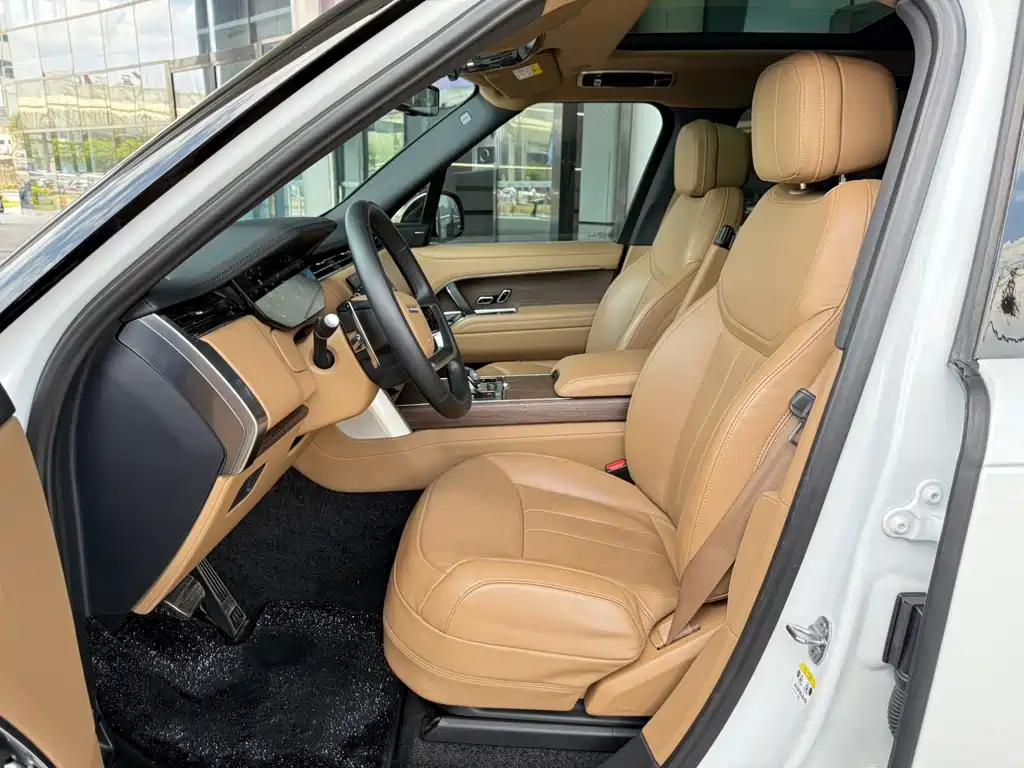 Land Rover Range Rover — миниатюра 6