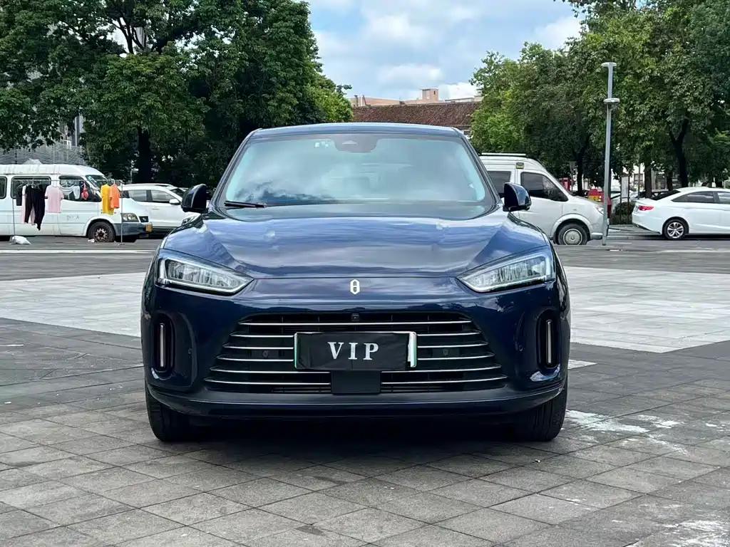 AITO AITO M5 — миниатюра 2