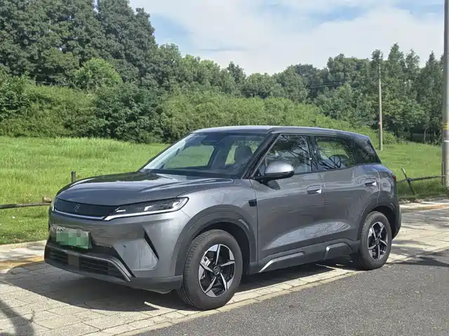 2025 BYD Yuan