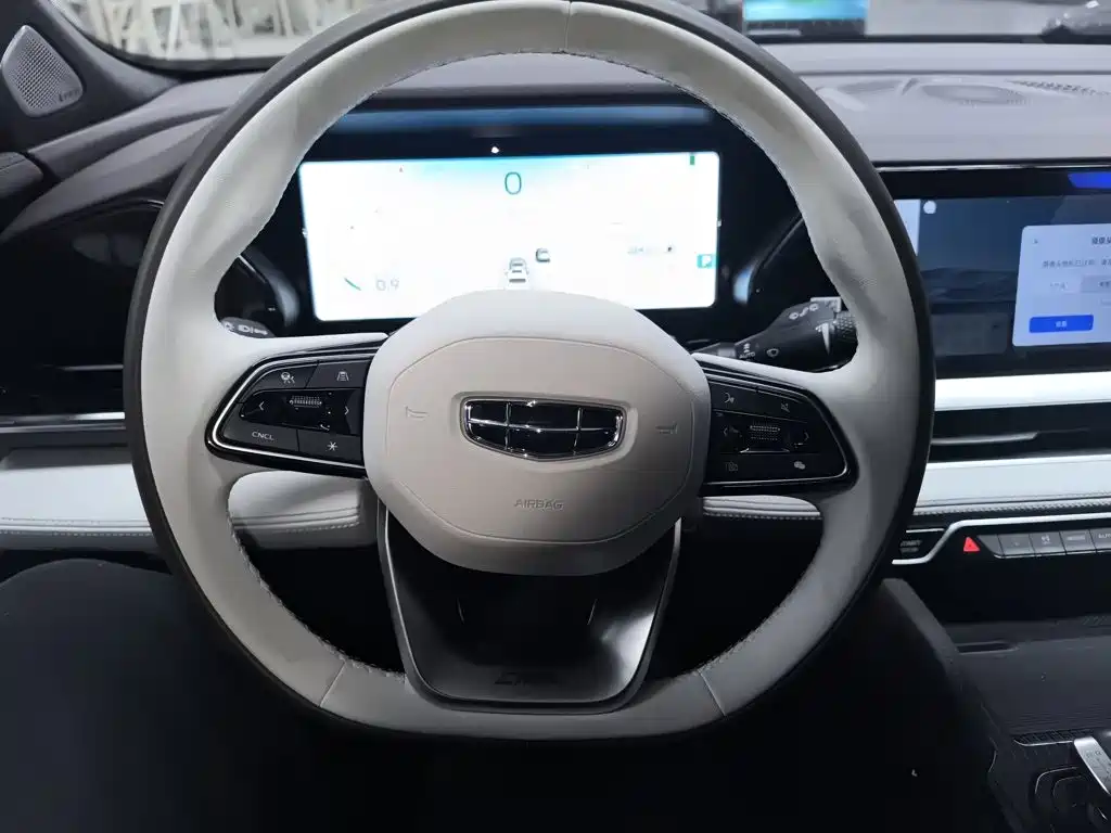 Geely Monjaro L 2021 2.0TD AT Flagship