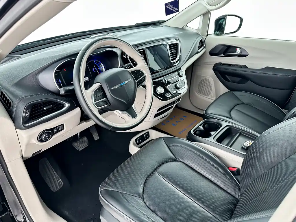 Chrysler Grand VoyagerPHEV PHEV 2019 3.6L