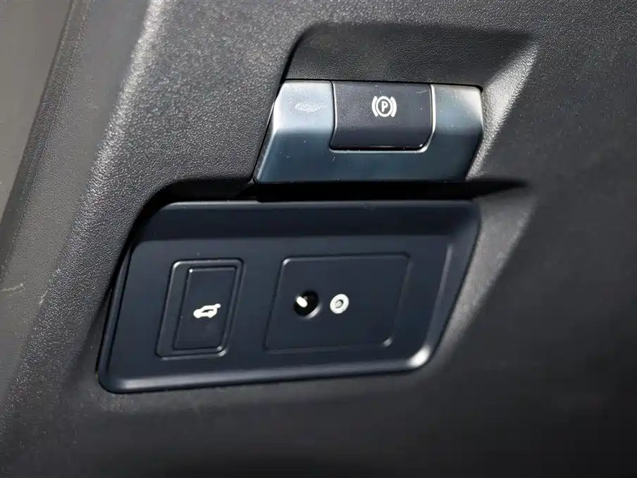 Land Rover Evoque — миниатюра 15