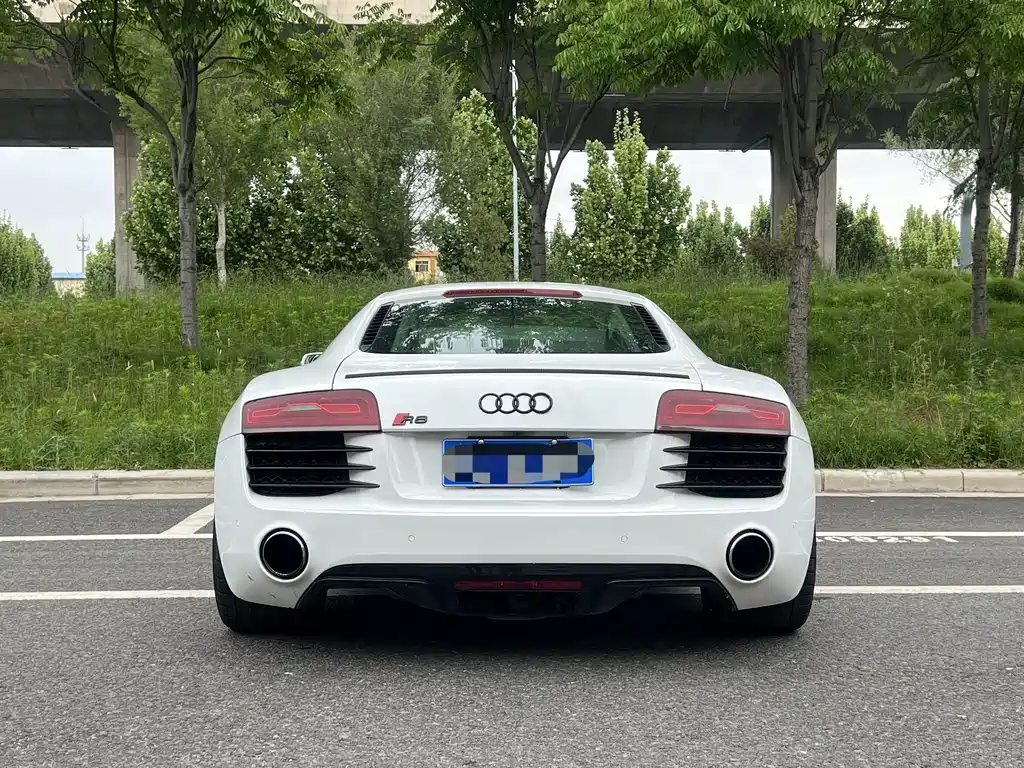 Audi R8 2014 4.2 FSI quattro