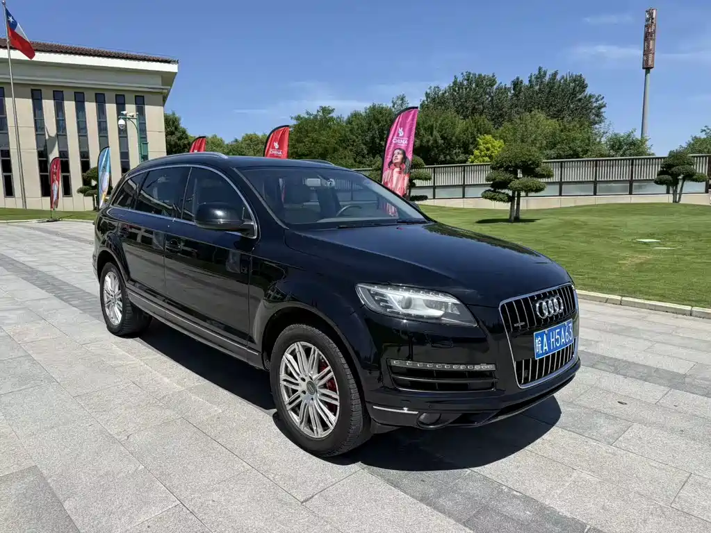 Audi Q7 2011 3.0 TFSI Comfort (245kW