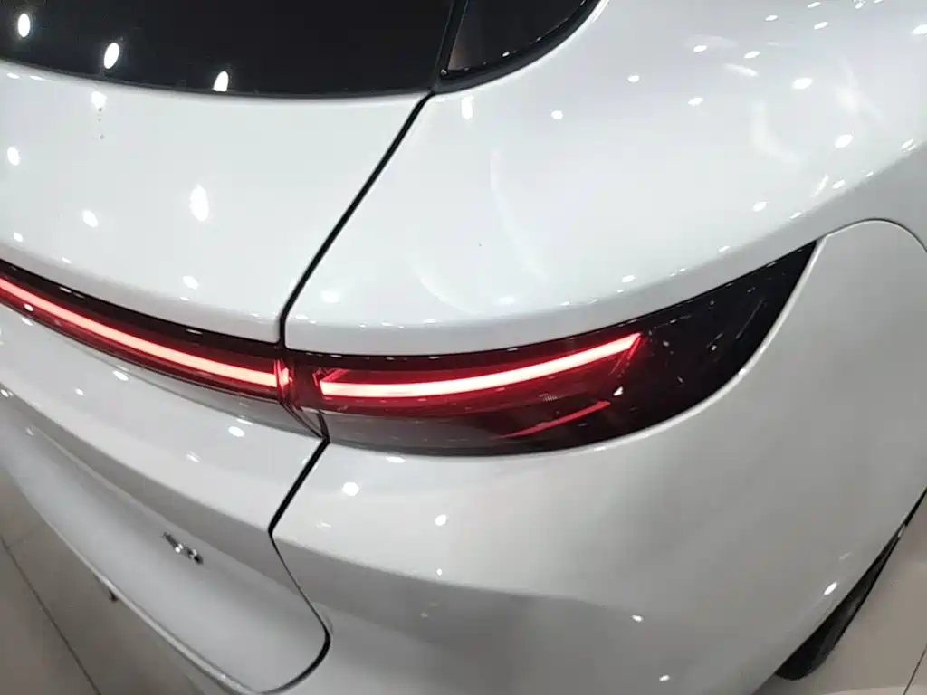 Li Auto Li L6 — миниатюра 8