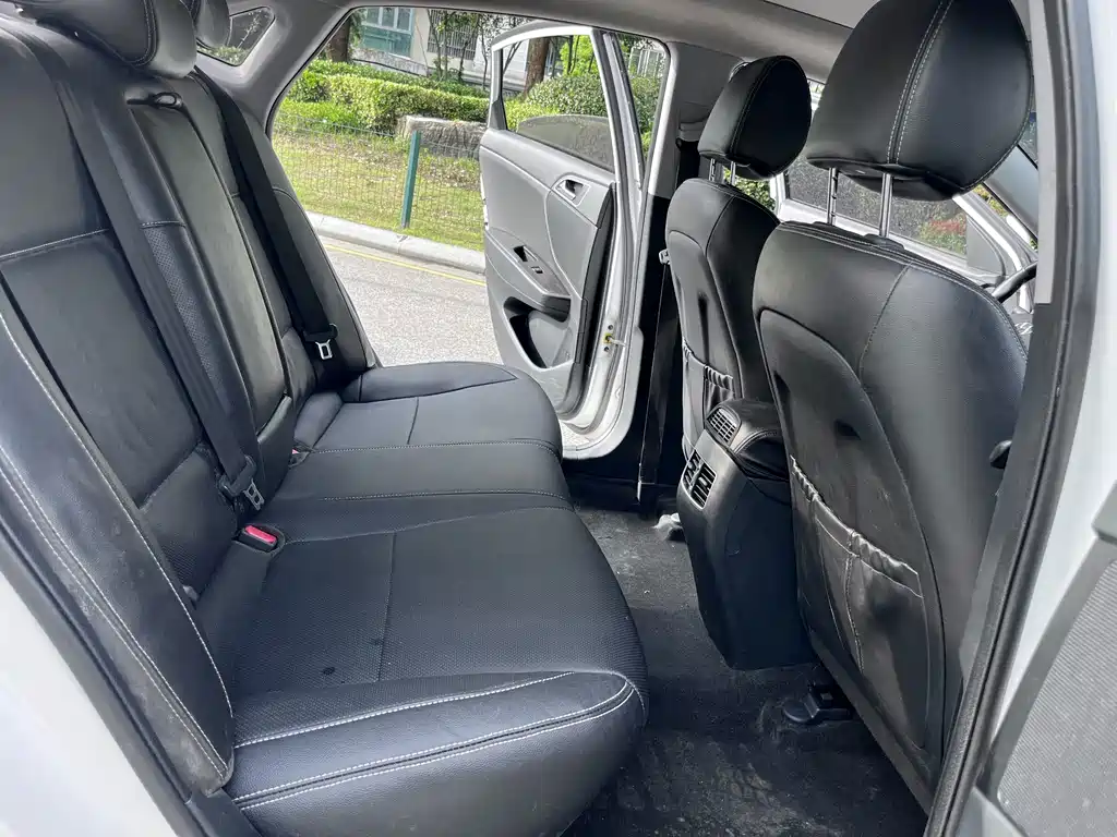 Hyundai Mistra — миниатюра 16