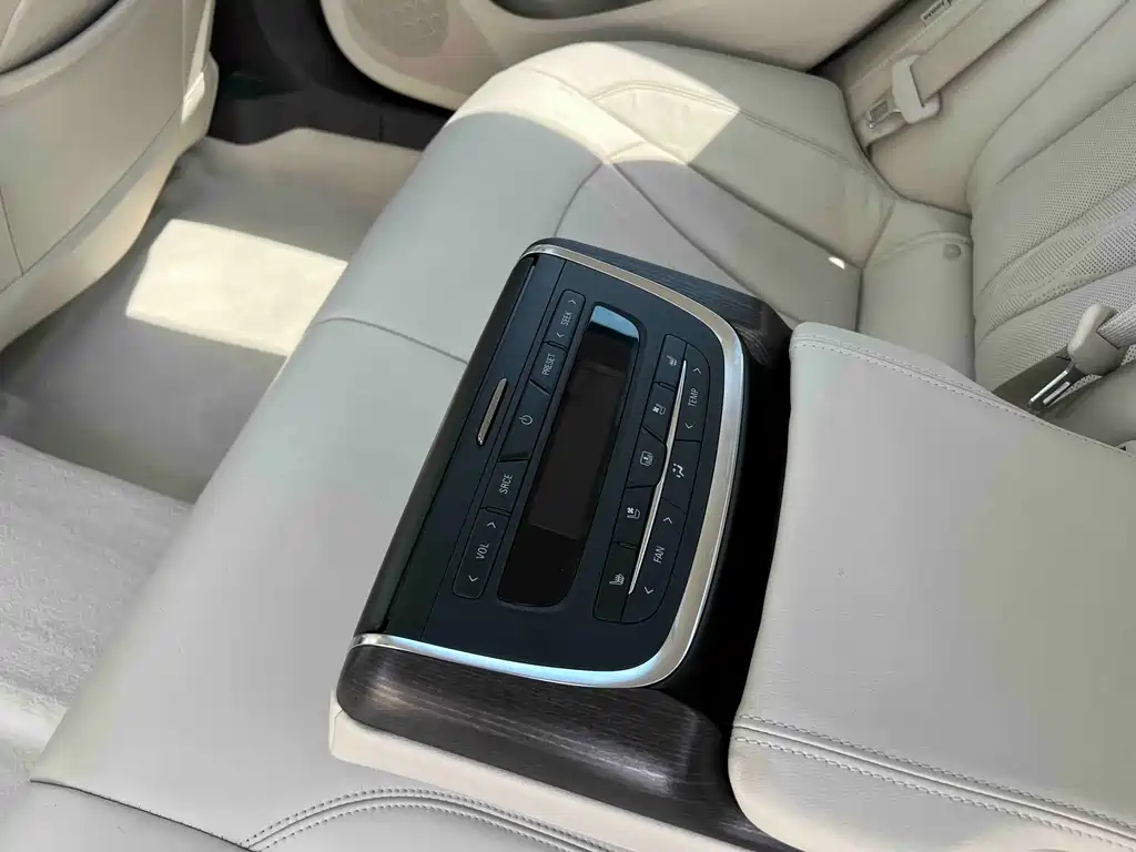 Buick LaCrosse 2022 Avenir Flagship