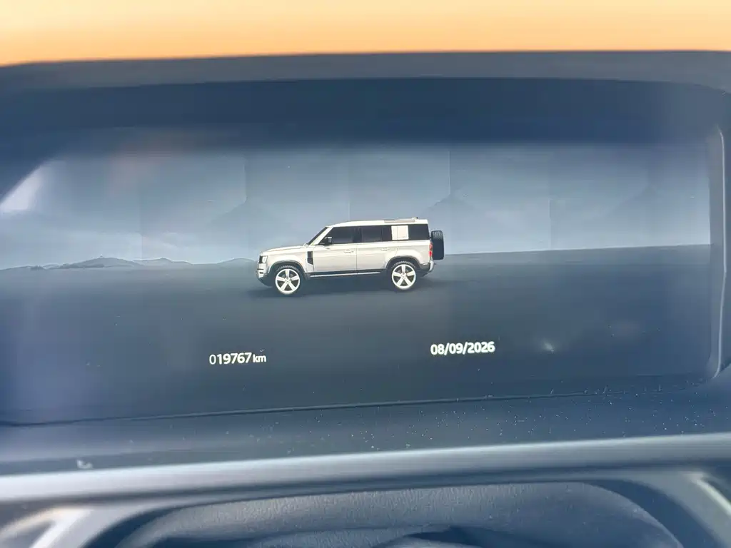 Land Rover Defender — миниатюра 13