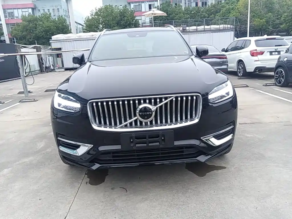 Volvo XC90 PHEV — миниатюра 3