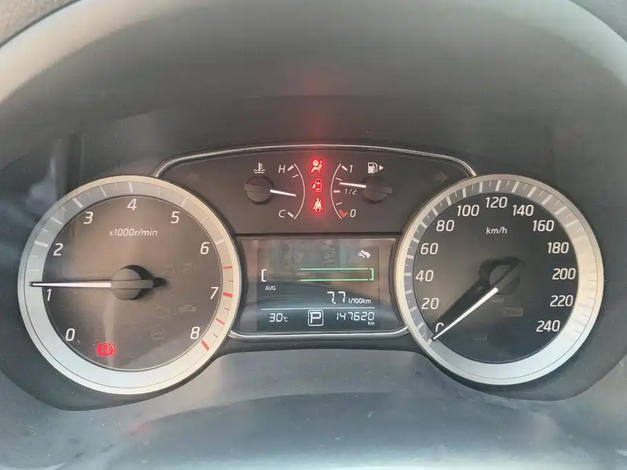 Nissan Sylphy — миниатюра 14