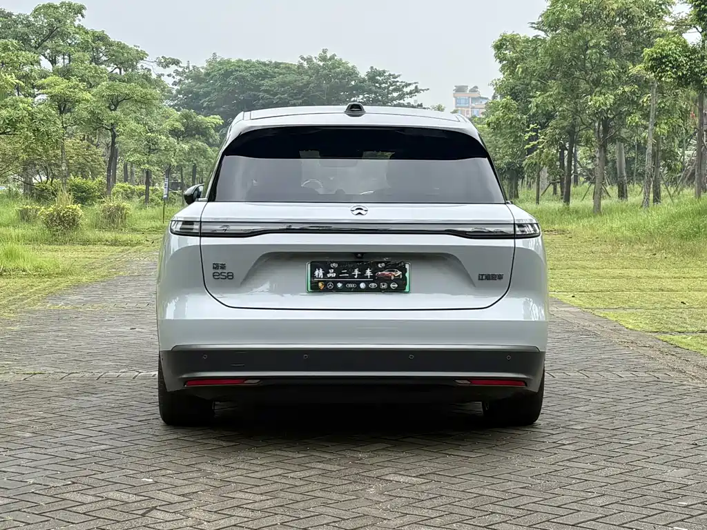 NIO ES8 — миниатюра 19