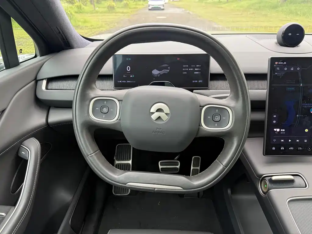 NIO ES8 — миниатюра 8