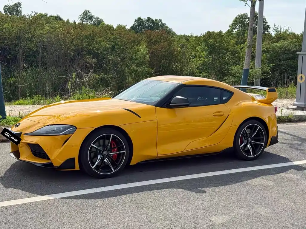 Toyota Supra — миниатюра 3