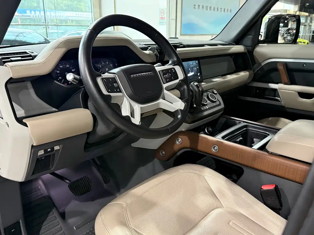 Land Rover Land Rover Defender 2021 110 P400