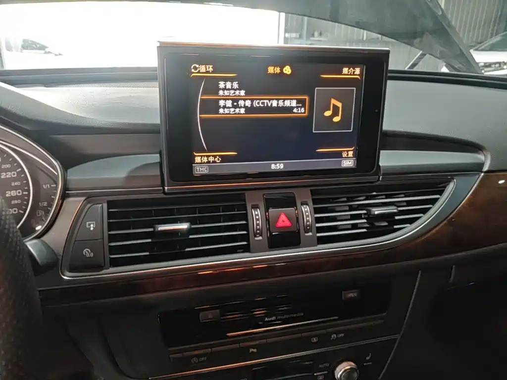 Audi A6L — миниатюра 13