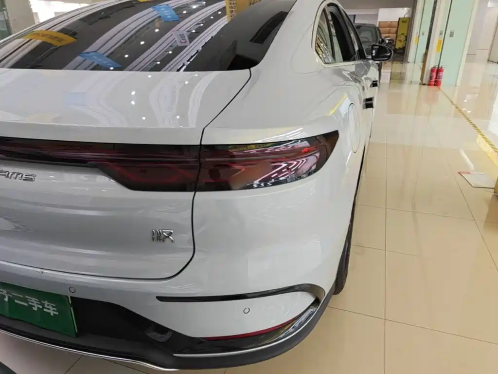 BYD Han — миниатюра 8