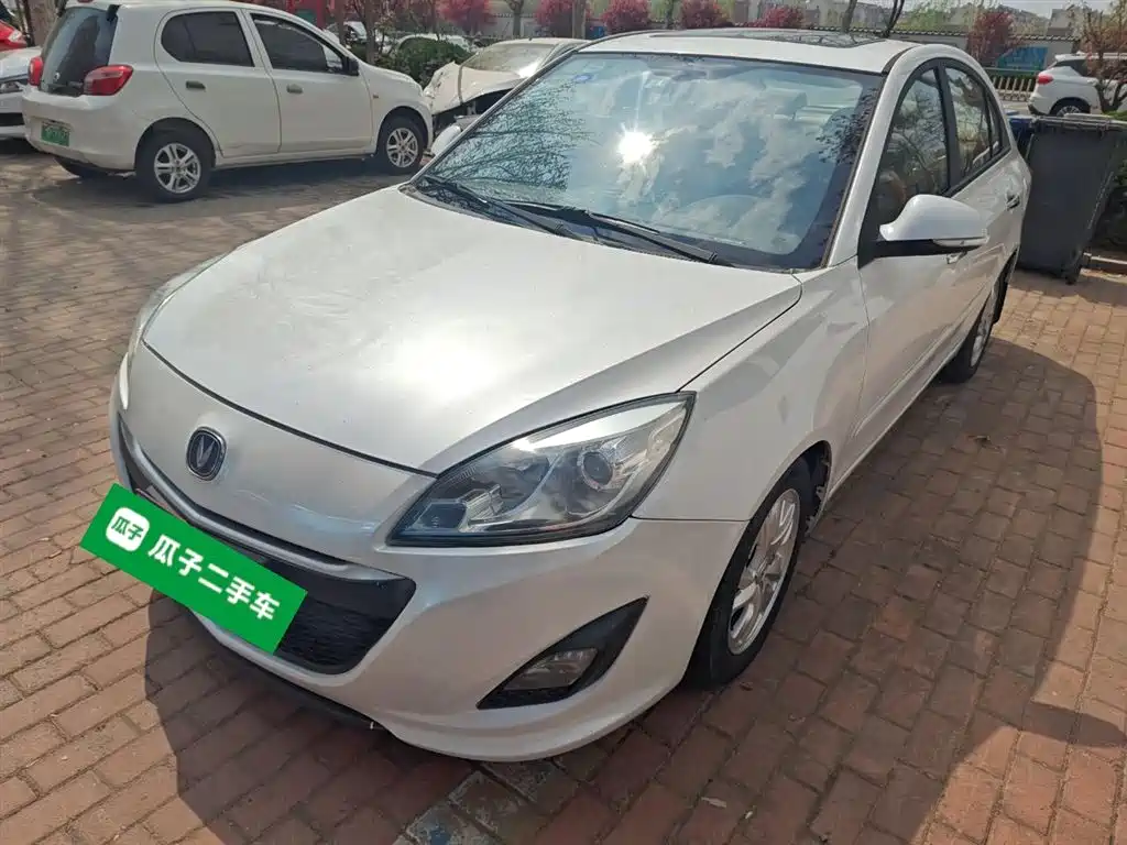 Changan V5 2014