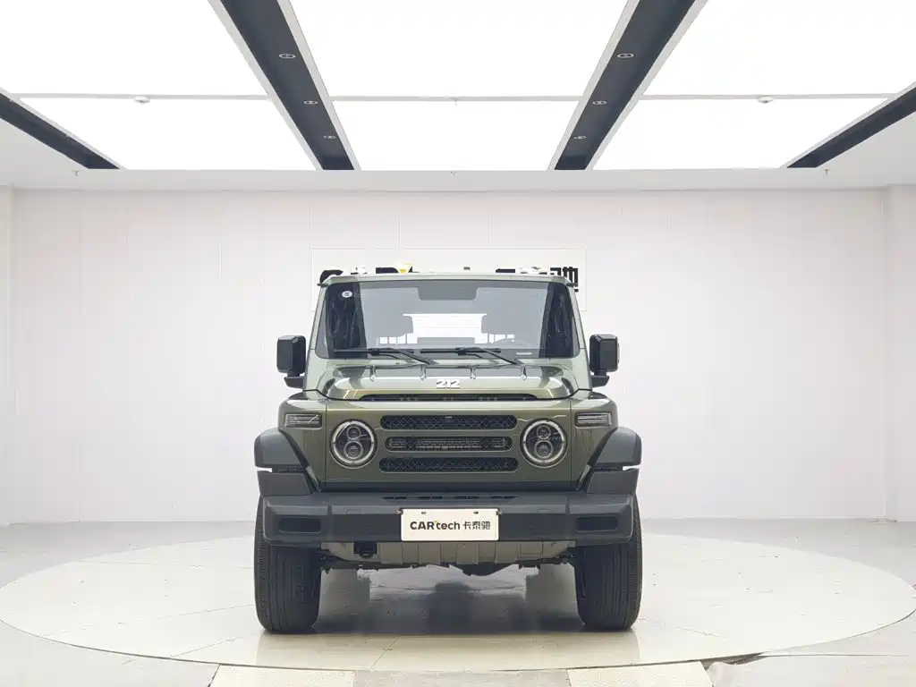 212 212 T01 — миниатюра 7