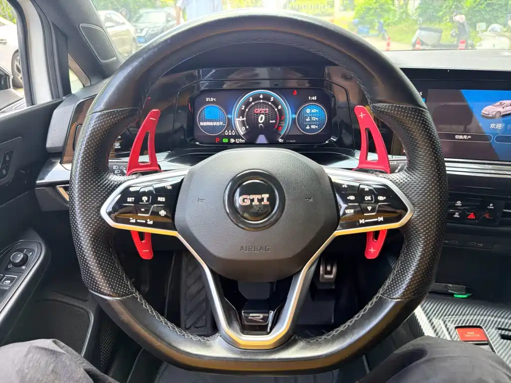 Volkswagen Golf — миниатюра 13