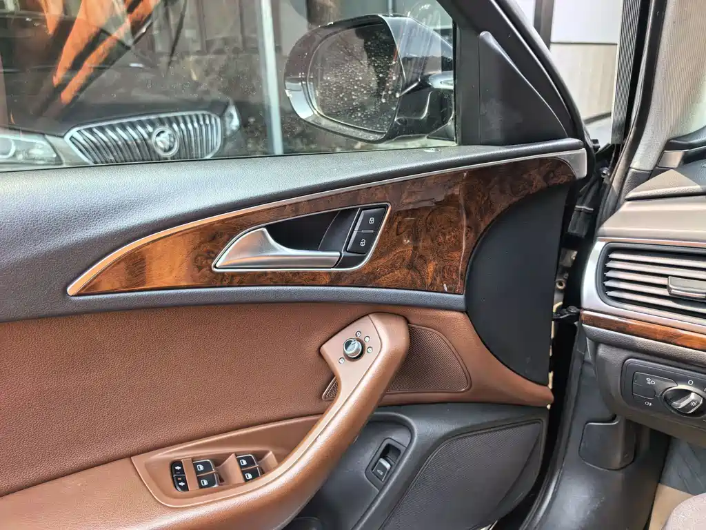 Audi A6L — миниатюра 7