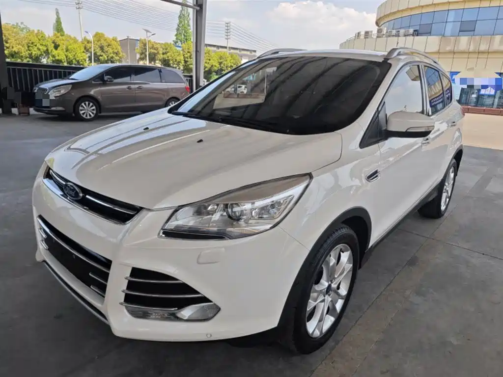 Ford Kuga 2016