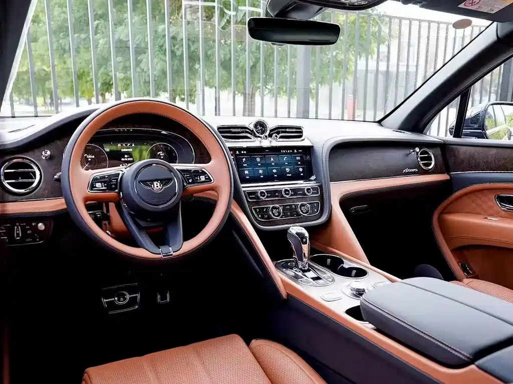 Bentley Bentayga 2023 4.0T V8