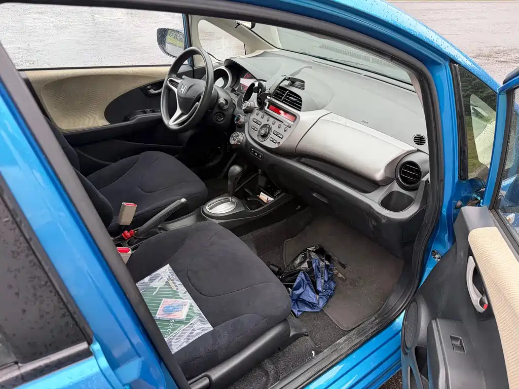 Honda Fit — миниатюра 10