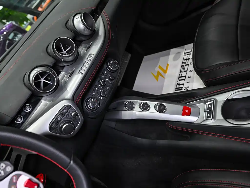 FERRARI F12BERLINETTA