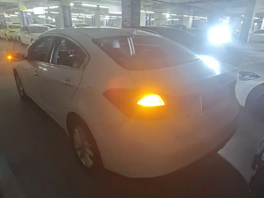 Kia K3 — миниатюра 5