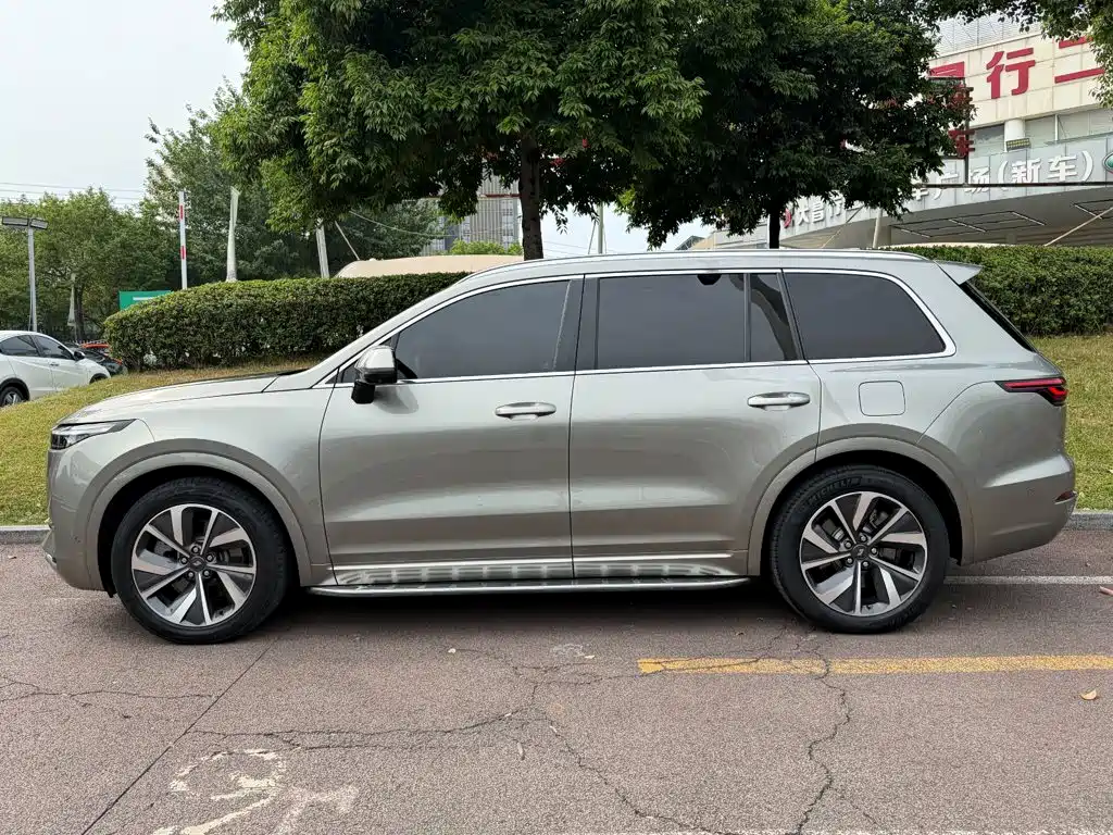 Li Auto Li ONE — миниатюра 3