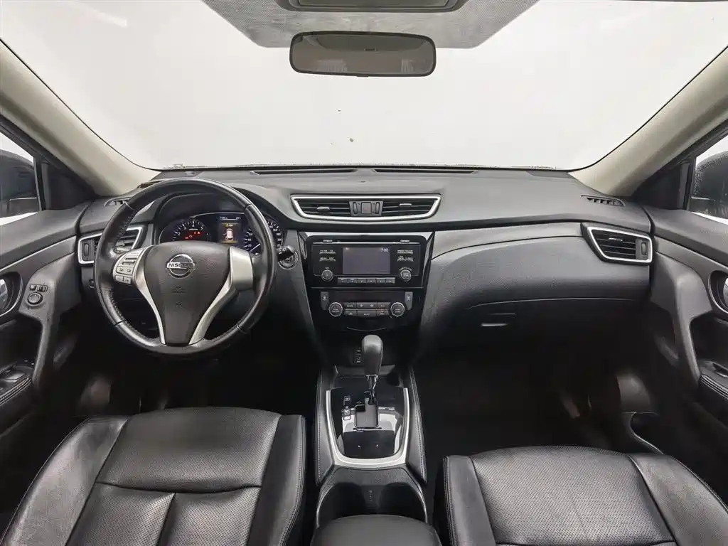Nissan X-Trail 2014 2.0L CVT Comfort 2WD