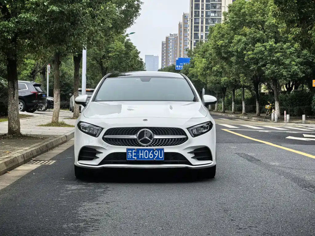 Mercedes-Benz A-Class — миниатюра 2