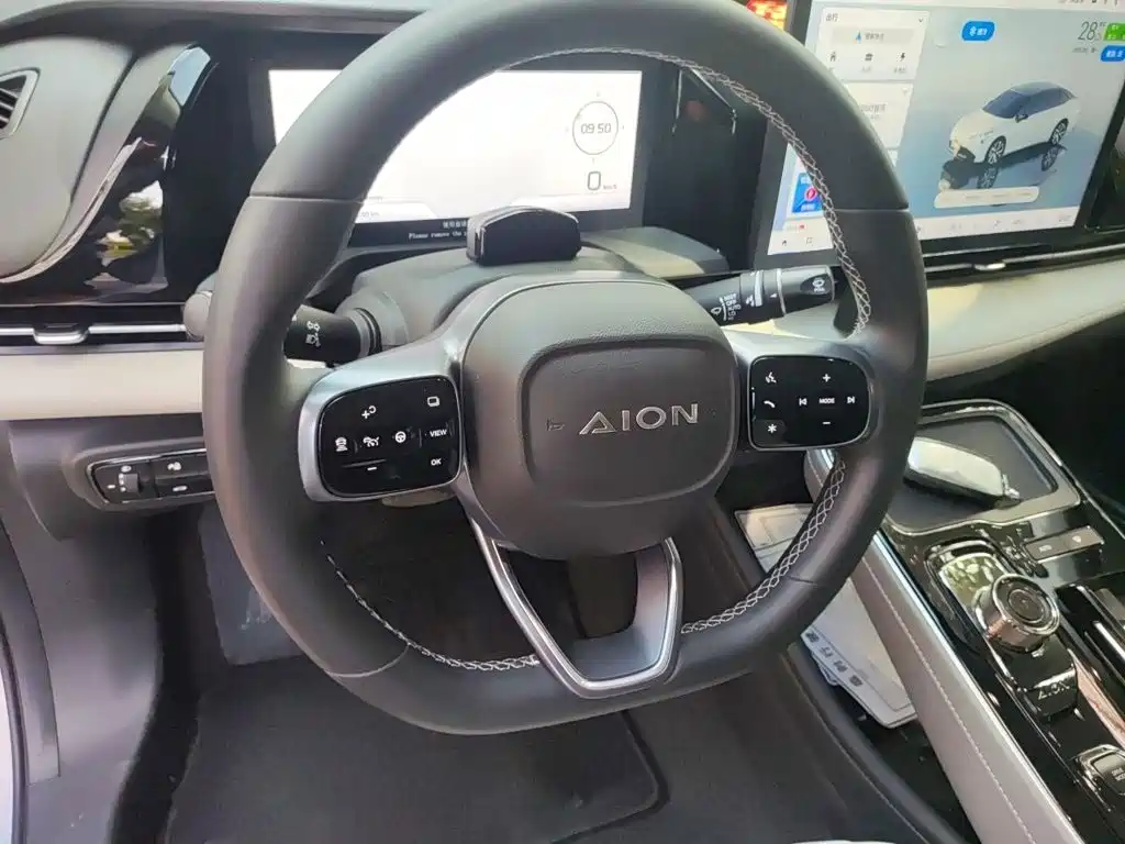 GAC Aion S Plus 2022 — фото 11