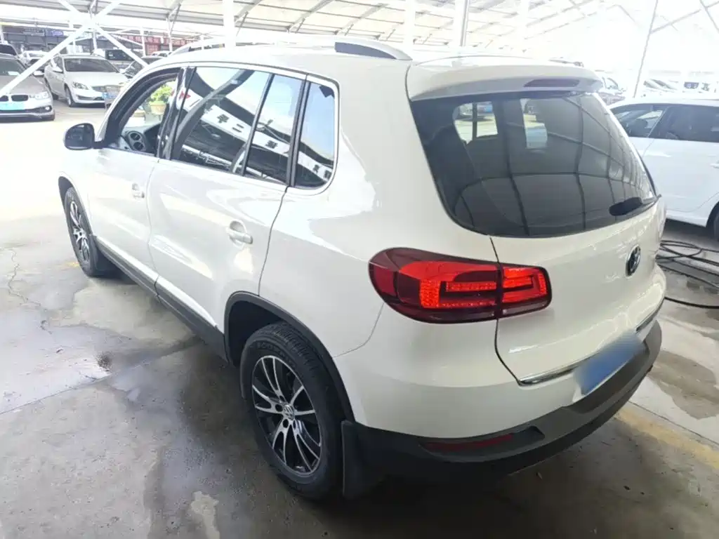 Volkswagen Tiguan — миниатюра 5