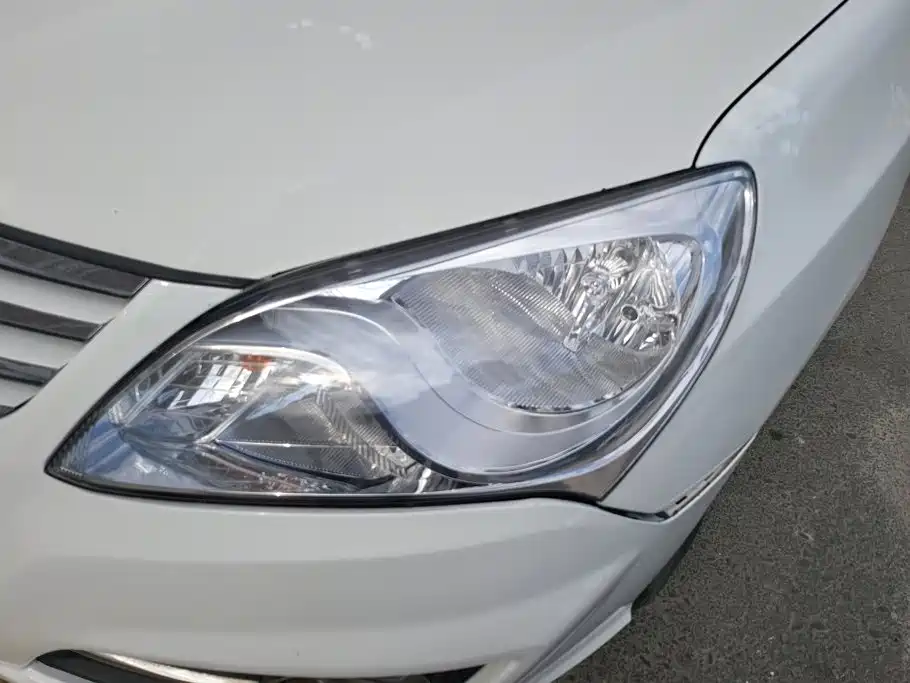 Hyundai Elantra — миниатюра 5