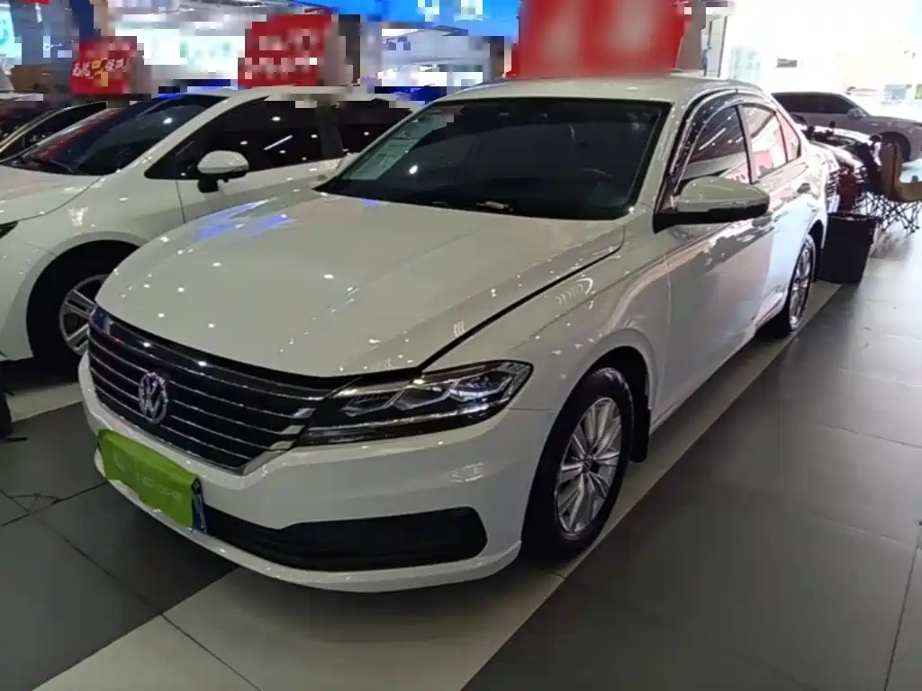 Volkswagen Lavida — миниатюра 2