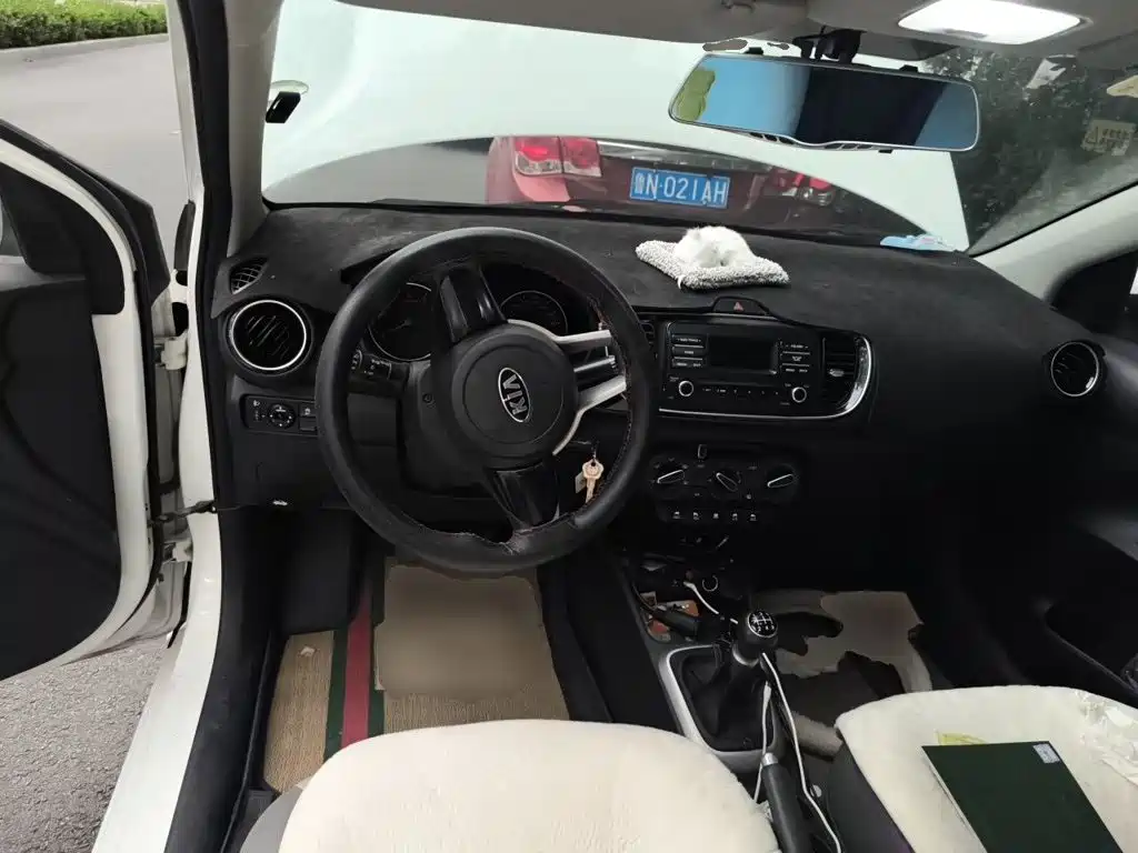 Kia Huanchi — миниатюра 6