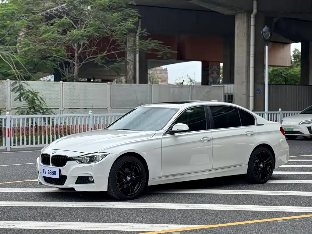 Купить BMW 3 Series