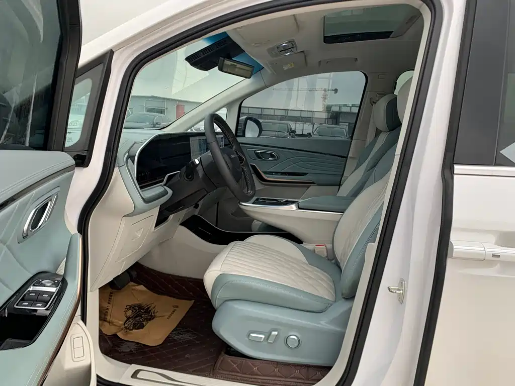 MAXUS Dajia 9 — миниатюра 7