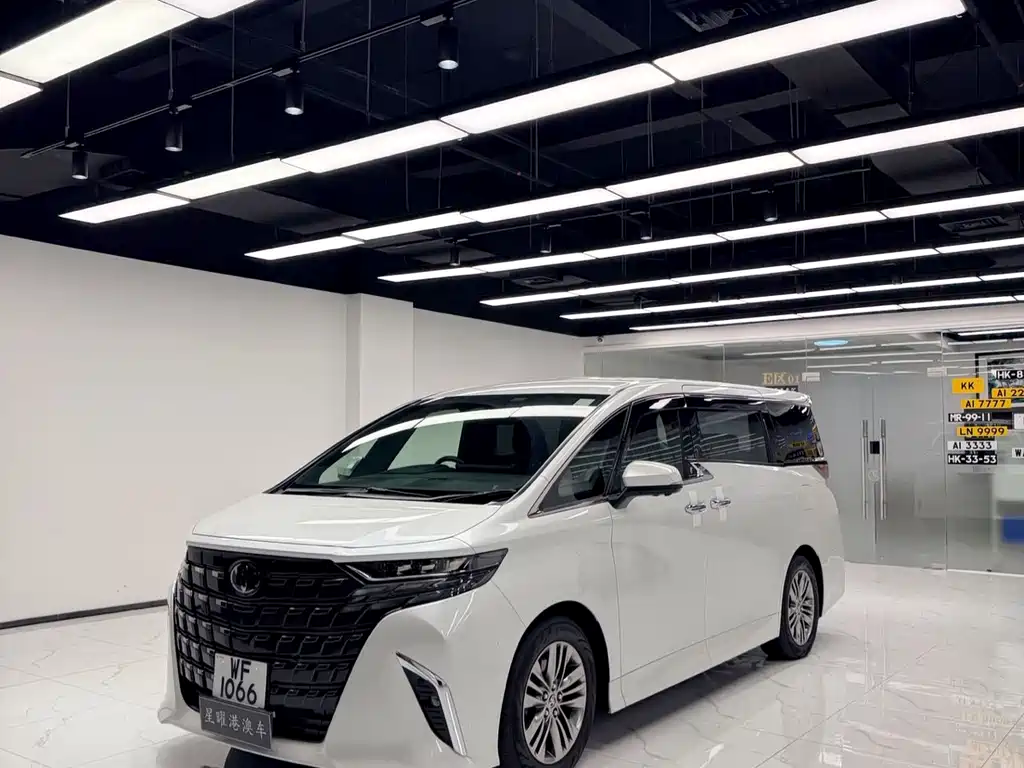 Toyota Alphard 2025