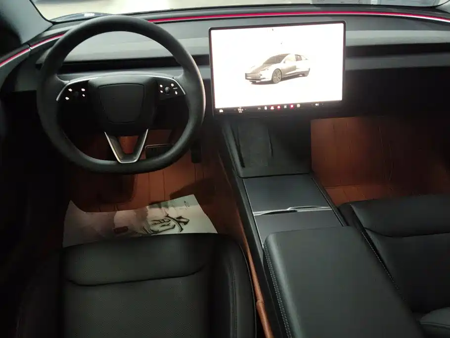 Tesla Model 3 — миниатюра 12