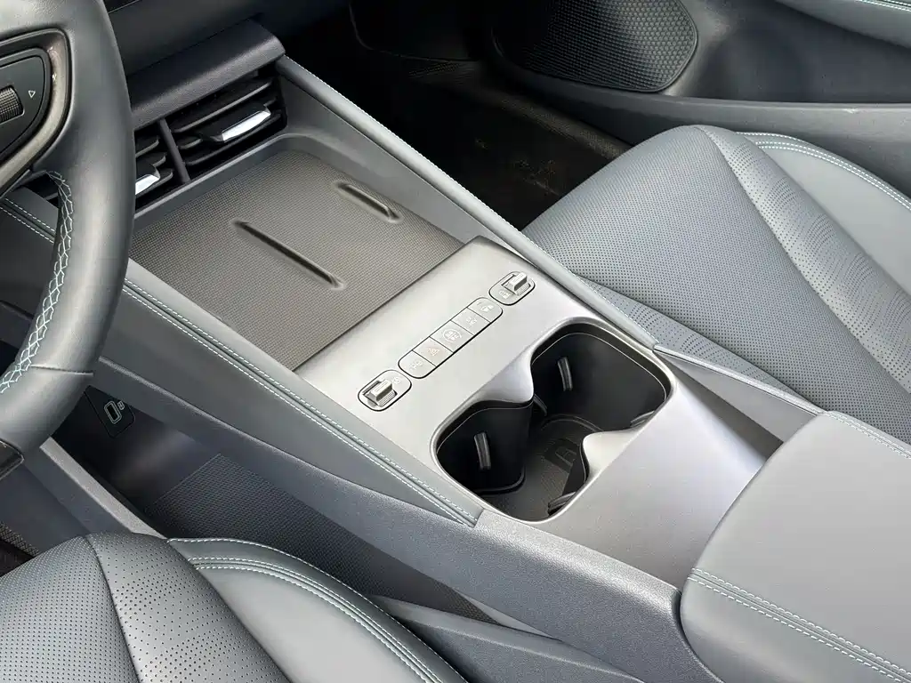 BYD Seal 06 DM-i Touring — миниатюра 18