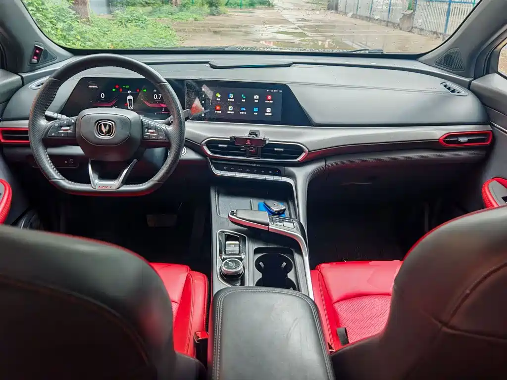 Changan UNI-T — миниатюра 10