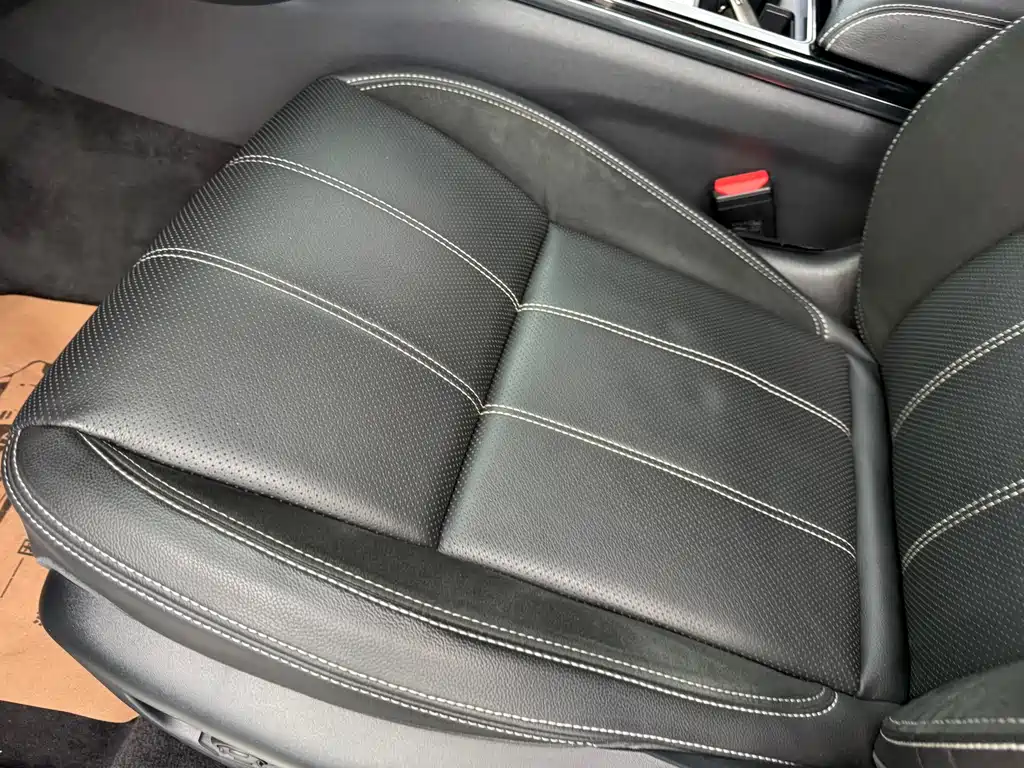 Land Rover Velar — миниатюра 21