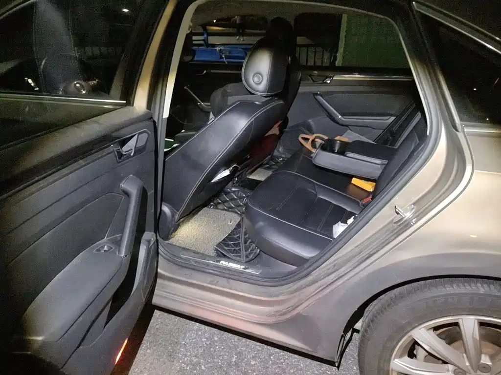 Volkswagen Passat — миниатюра 15