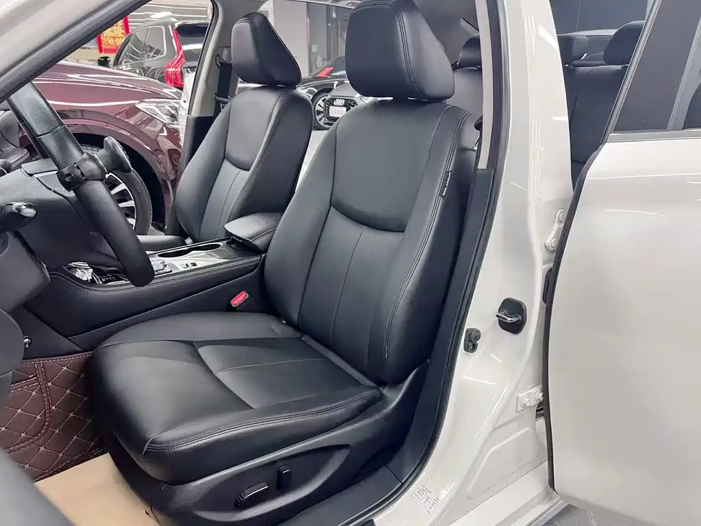 Infiniti Q50L — миниатюра 16
