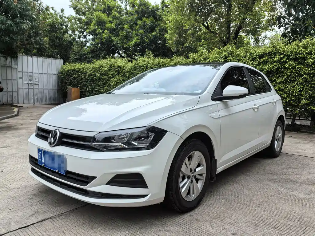Купить Volkswagen Polo