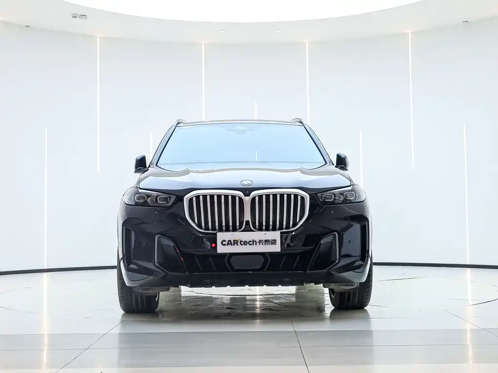 BMW X5 2023 xDrive 30Li Premium M Sport