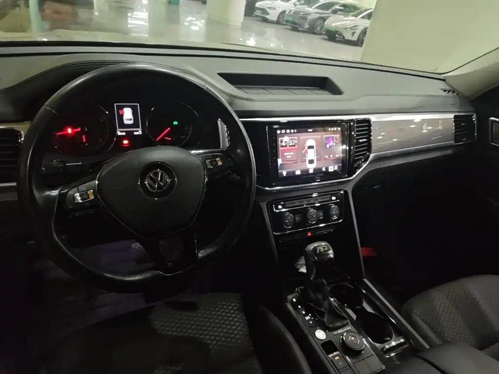 Volkswagen Teramont — миниатюра 5