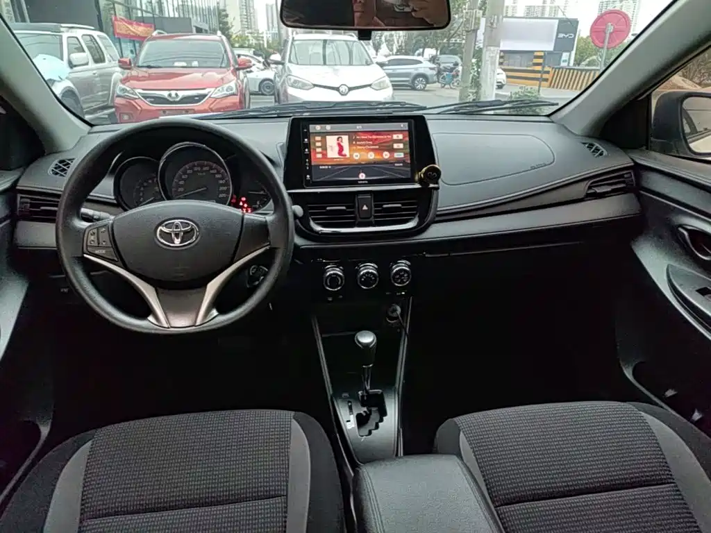 Toyota Vios — миниатюра 10